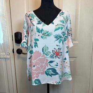 LOFT Floral Flutter V-Neck Top Sz S Short Sleeve